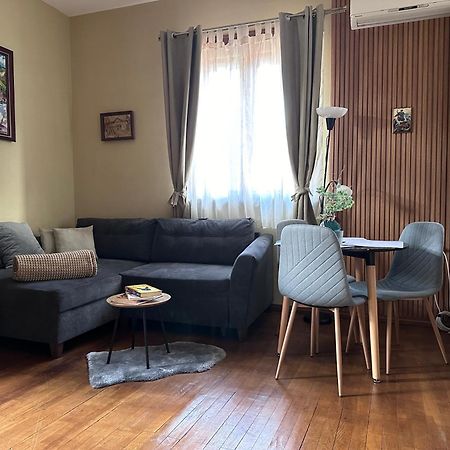 Апартаменти За Гости ,,Friends" Teteven Exterior photo