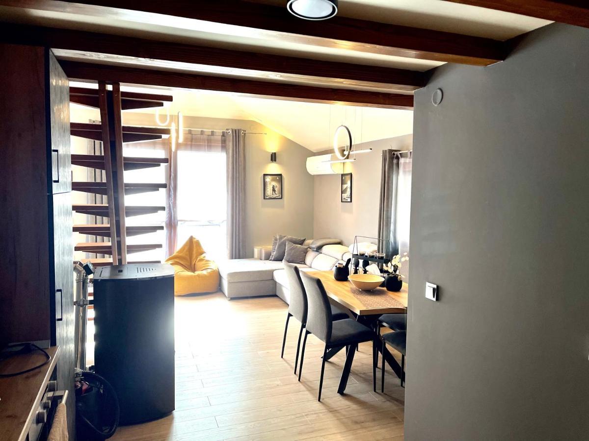 Апартаменти За Гости ,,Friends" Teteven Exterior photo