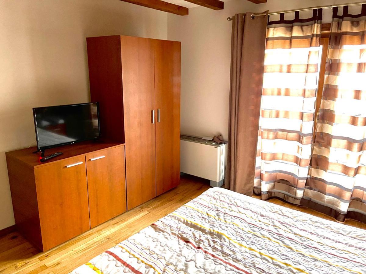 Апартаменти За Гости ,,Friends" Teteven Exterior photo
