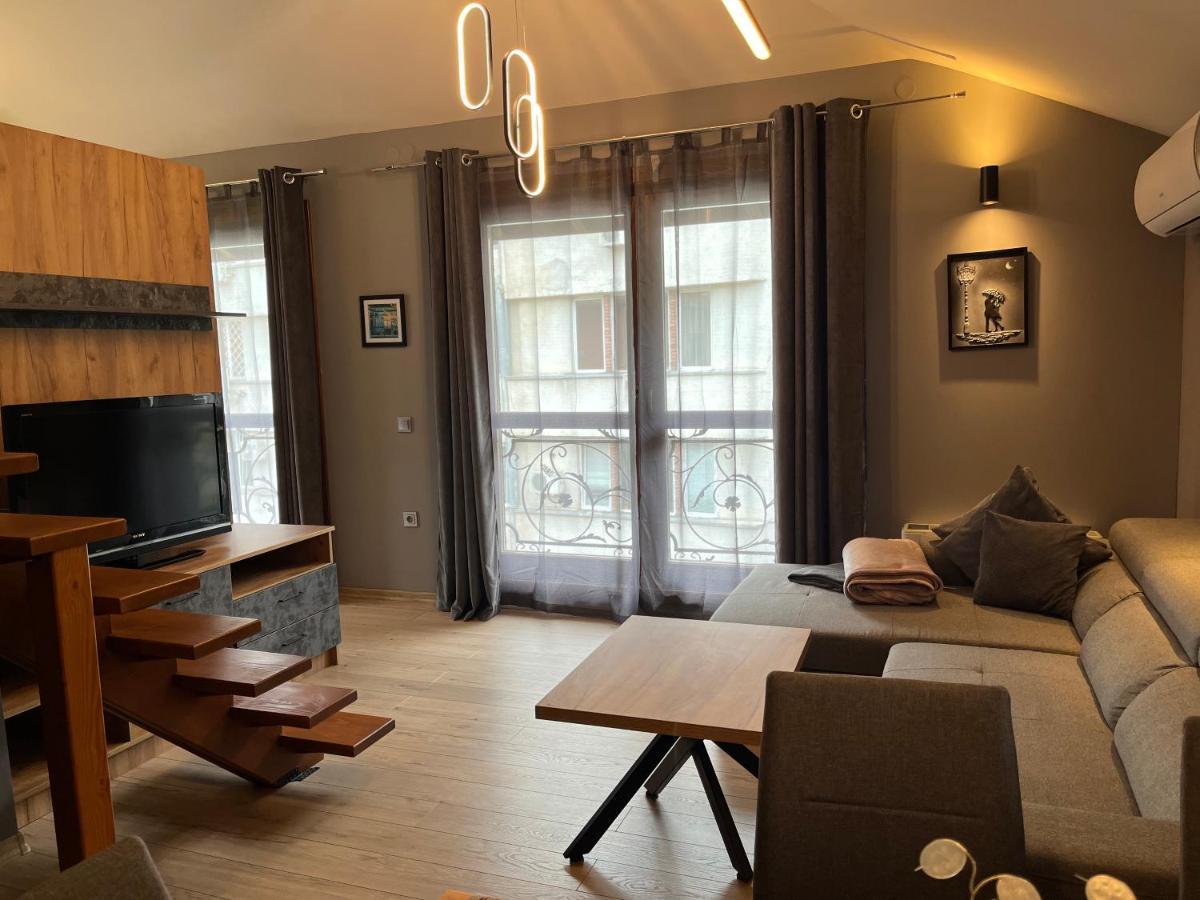 Апартаменти За Гости ,,Friends" Teteven Exterior photo