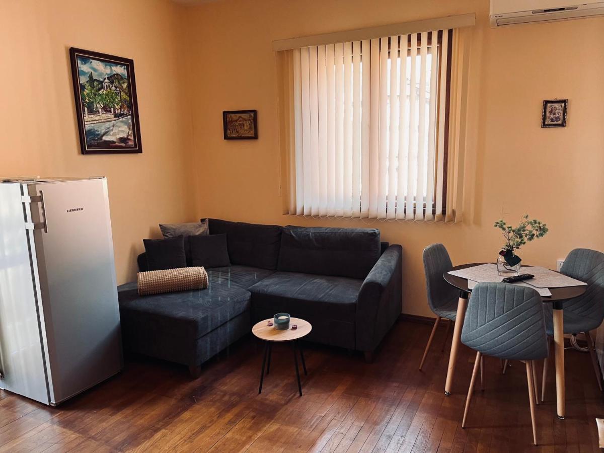 Апартаменти За Гости ,,Friends" Teteven Exterior photo